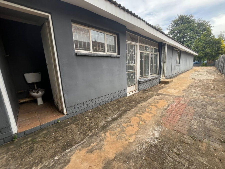 4 Bedroom Property for Sale in Stilfontein Ext 4 North West